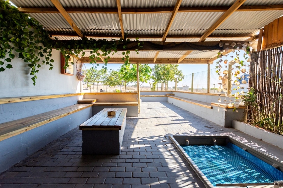 13 Bedroom Property for Sale in Olifantskop Western Cape